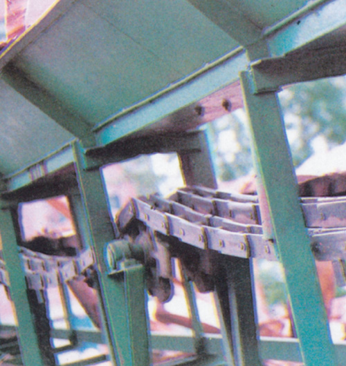 Fiberboard plant scrap conveyor line